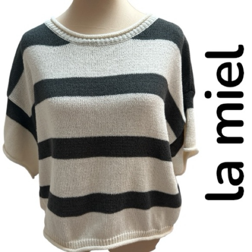 LA MIEL Black and Cream Knit Top